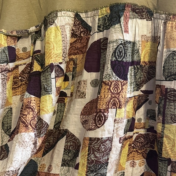 POL Ribbed ruffle Knit Top in Beige oversized - Picture 8 of 8